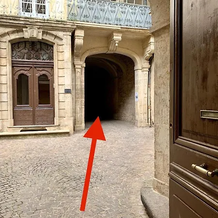 Le Quatre Superbe T2 Internet Wifi Coeur Historique Parking 45 M2 Béziers